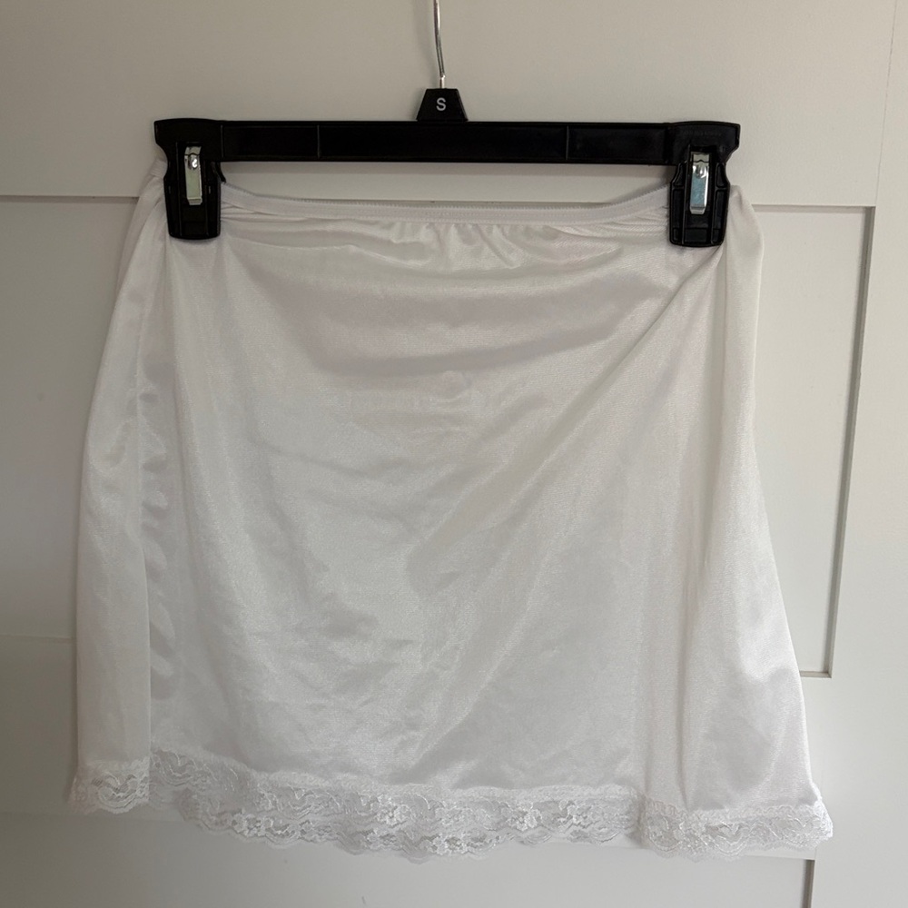 Copper Key White slip
